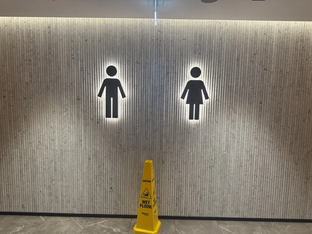 3D printed directional signage elements