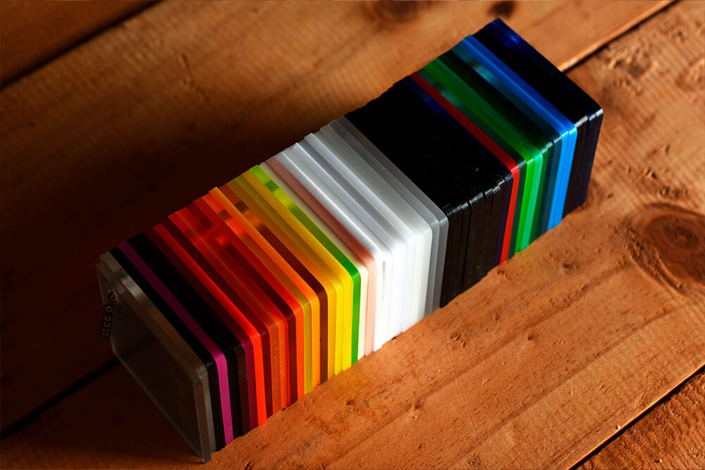 Acrylic Laser Cutting – Thickness, Finishes & Design Rules (2025 Guide)